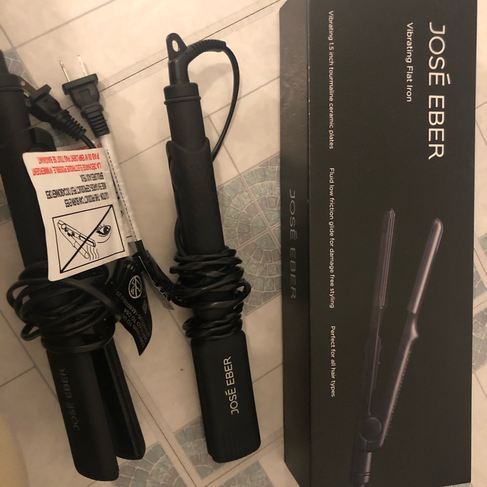 Vibrating flat iron